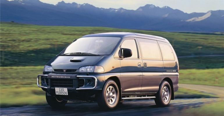 Ремонт карданных валов Mitsubishi Delica