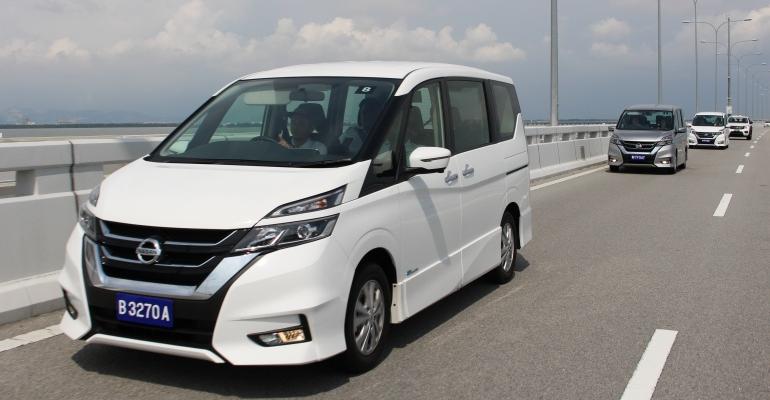 Ремонт карданных валов Nissan Serena